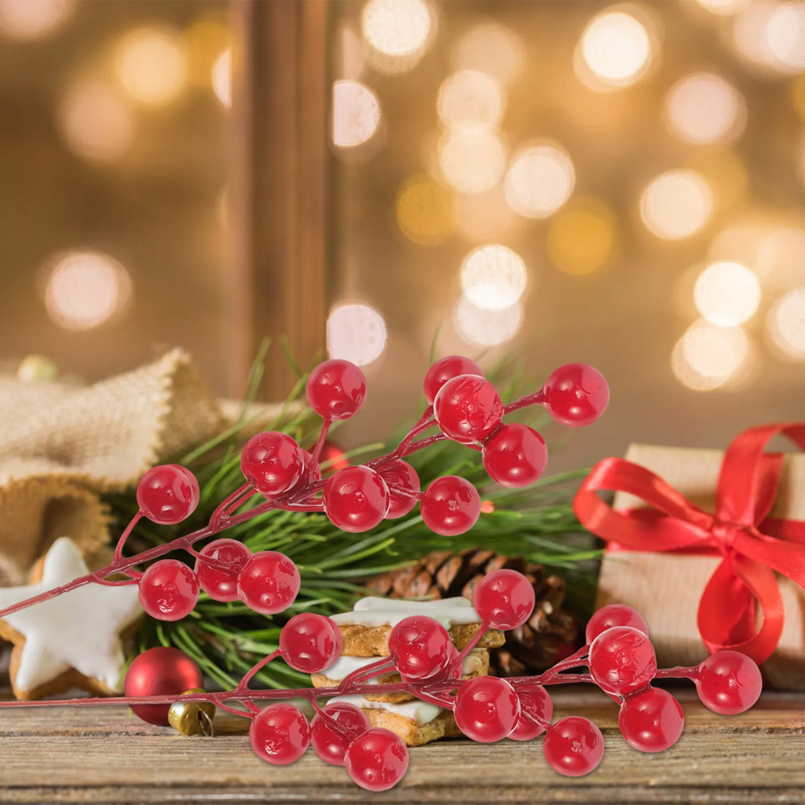

12Pcs Xmas Artificial Red Berry Stems Berry Picks for Christmas Home Decoration Flower Arrangement Vase Decor Table Centerpiece