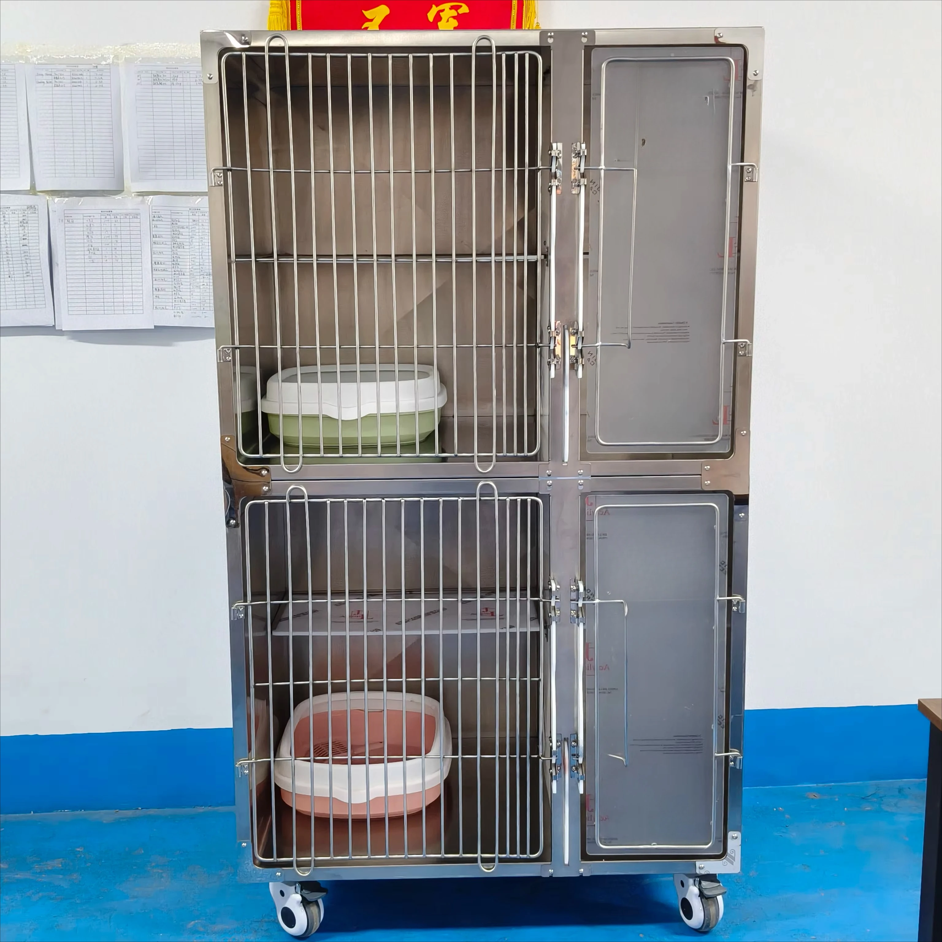 a forCustom Eco-Friendly Durable Stainless Steel Cat Cage-Luxury Cat House With Acrylic & Bar Doors For Indoor/Outdoor Use