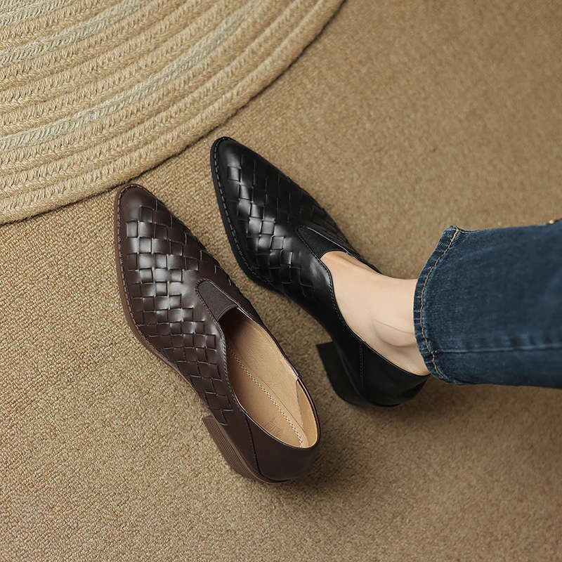 Women Pumps Cowhide Retro Shoes On Chunky Heel 4.5 cm Spring Autumn Vintage Pumps Pointed Toe Weave Simple Shoes Slip On Loafers