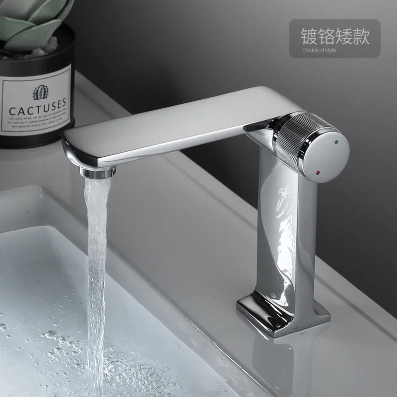 

Solid Brass Bathroom Faucet Deck Mounted Retro Faucet Hot And Cold Water Sink Mixer Tap Black Bathroom Water Tap Single Handle