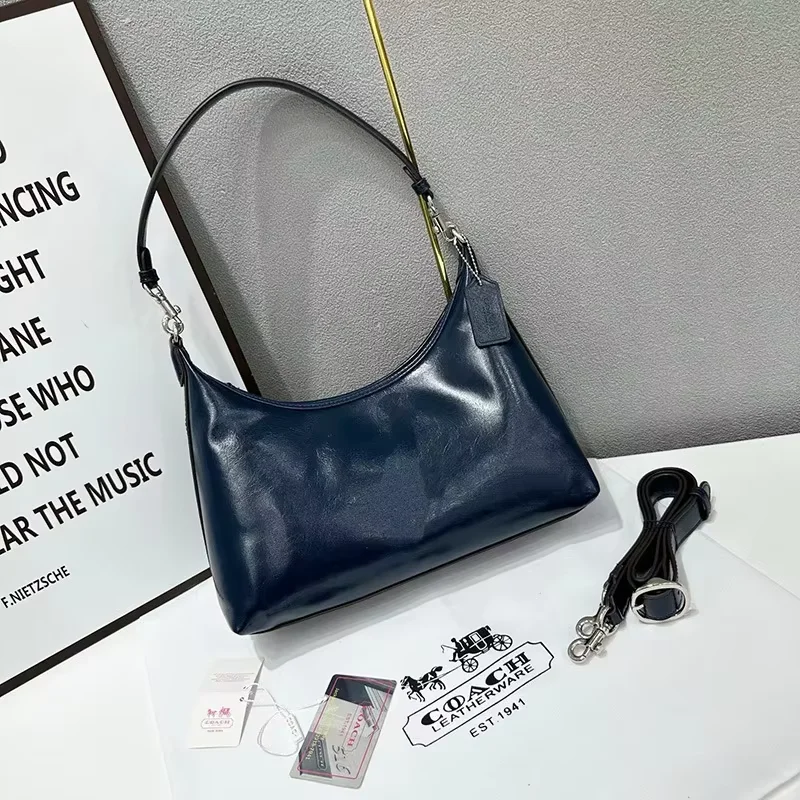 High-end Luxury Design Women's Shoulder Bag Underarm Oily Wax Leather Stray Bag Fashionable Casual Hand Versatile Women's Bag