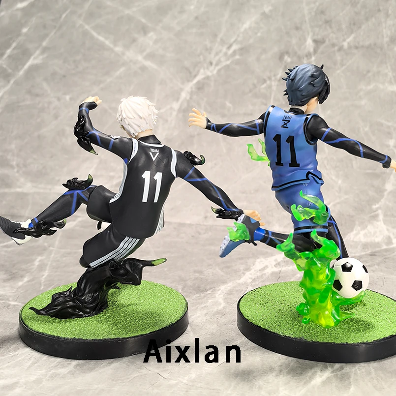 Aixlan BLUE LOCK Figure Nagi Seishiro Isagi Yoichi Grassland Football PVC Action Figure Amine Christmas Gift Collectible Toys