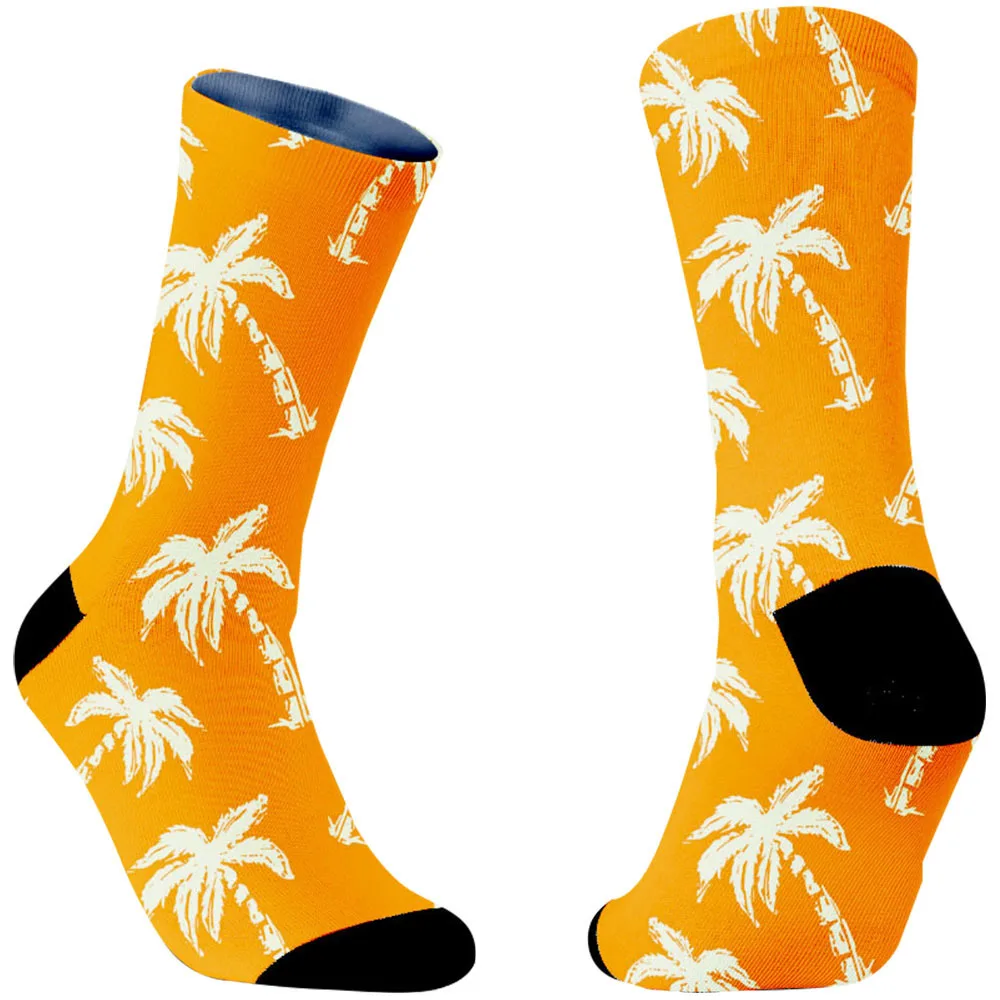 

Anti slip silent bottom+breathable cotton, no disturbance when walking at home, and thoughtful design of spray painted socks.