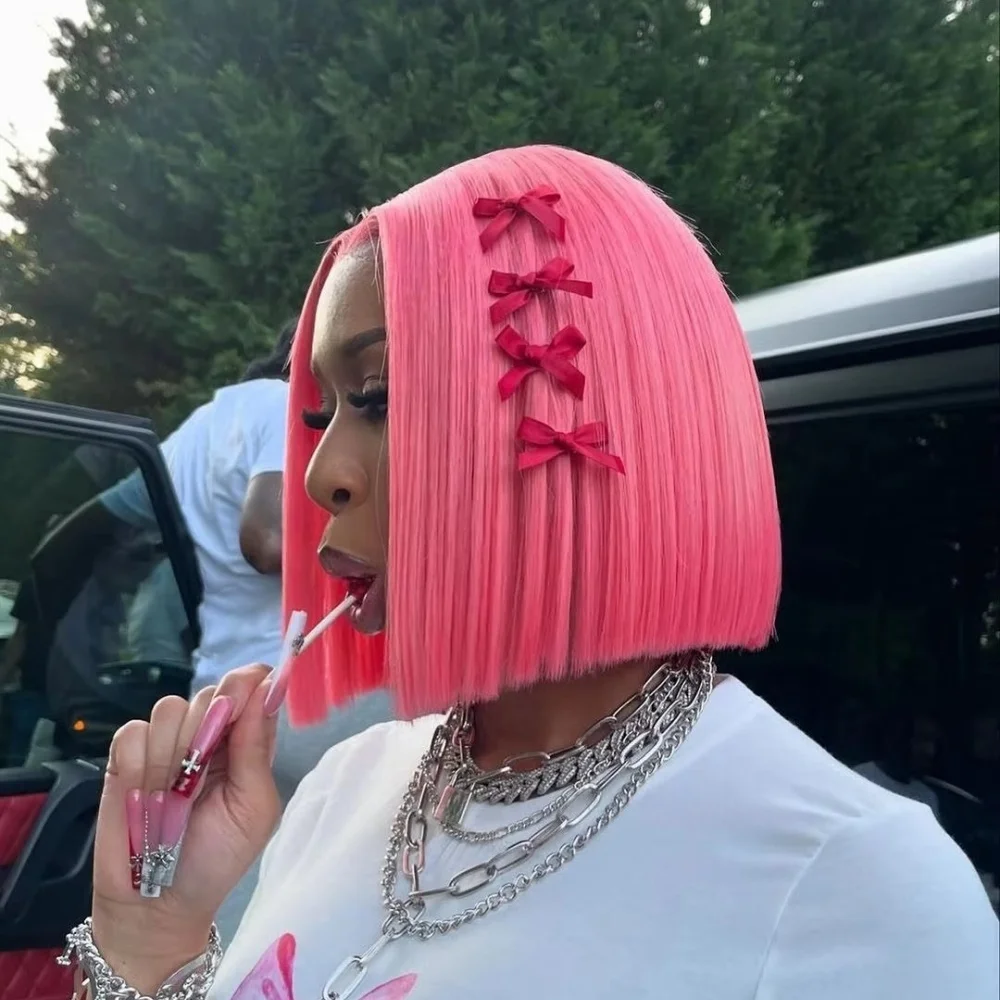 

Pre Plucked Human Hair Colored Brazilian Rose Pink Straight Bob Wigs 13x4 Bone Straight Transparent Lace Frontal Short Bob Wigs