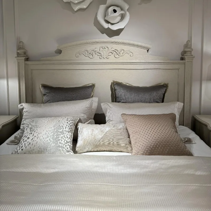 تصميم سرير مزدوج باللون البيج، تصميم بسيط ياباني بحجم كينغ، سرير مزدوج قابل للطي، أثاث منزلي حديث كاما زوجي