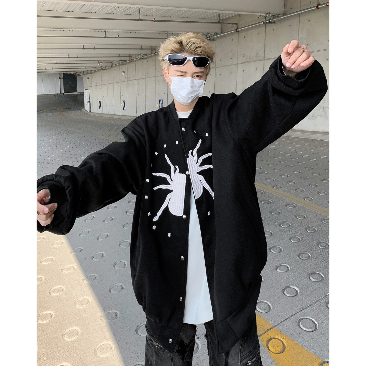 

Street Sle American Spider Letter Embroidery Jaet Coat Loose Casual Baseball Outfit for Couples ex Polyester Fabric