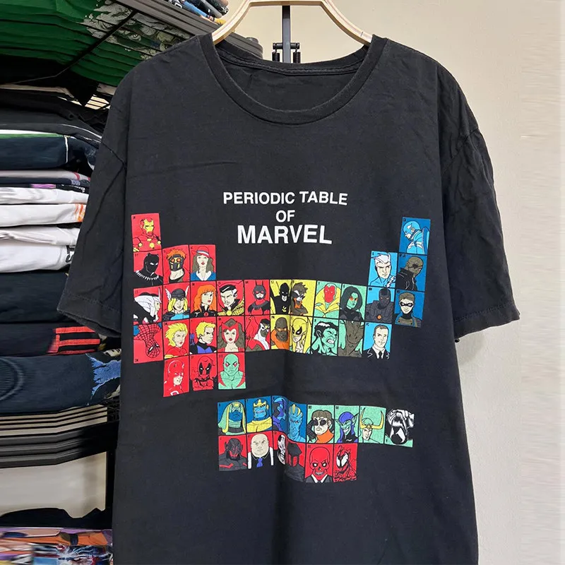 Camiseta de manga corta de algodón holgada con estampado de personajes de Marvel y tabla de elementos, estilo anime y dibujos animados para hombre