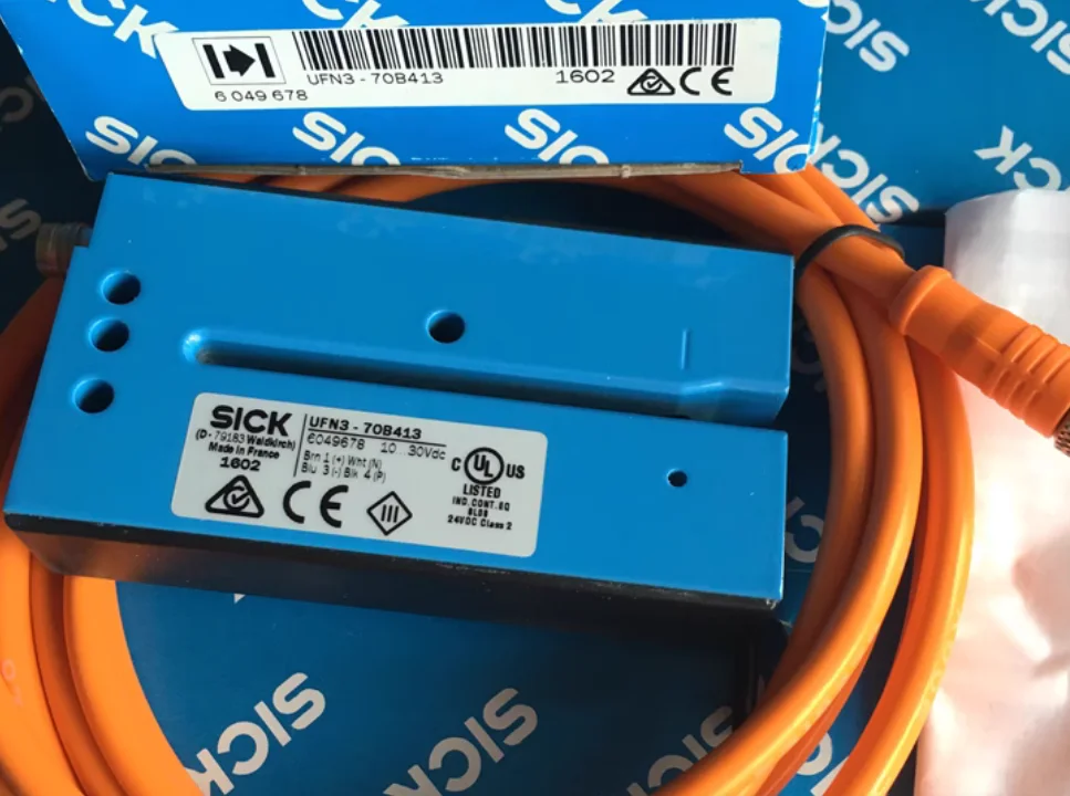 Новый оригинальный фотоэлектрический датчик этикеток WFS3-40N415 6043920 WFS3-40P415 UFN3-70B41 WF2-40B410