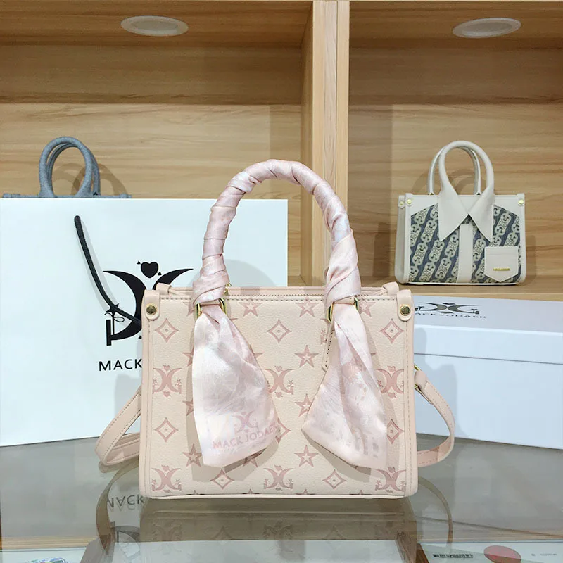 

Women's Luxury Brand Handbag Made of Fine Leather, Famous Designer Crossbody Shoulder Messenger Bag, Elegant Popular Tote for