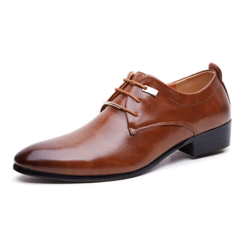 Eleganti scarpe da uomo in pelle abito formale italiano calzature maschili mocassini di moda di marca di lusso scarpe Oxford da lavoro per ufficio