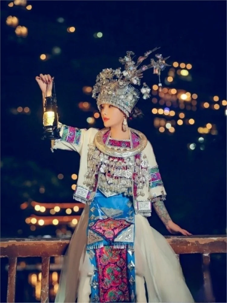 New ethnic costumes women's exotic clothing long skirts performance travel photography and photo shoots