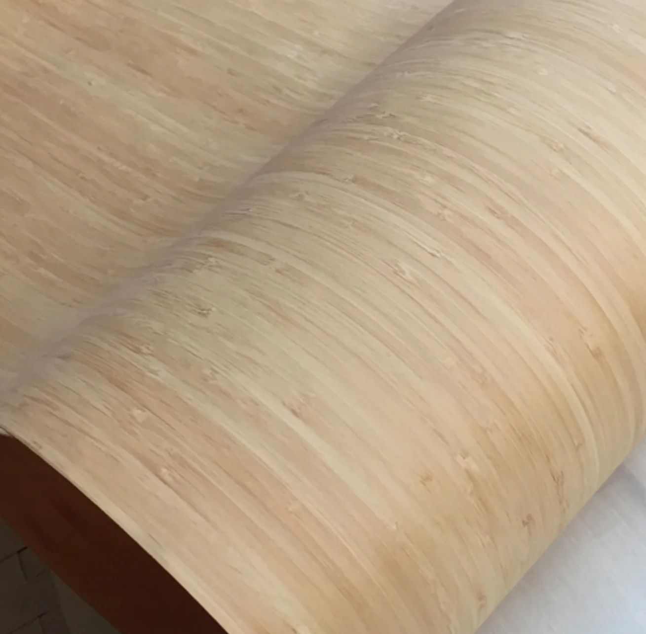 L:2.5meters Width:580mm T:0.25mm Light Carbon Bamboo Skin Wood Veneer Sheets High End Fashionable Wood Veneer Decoration