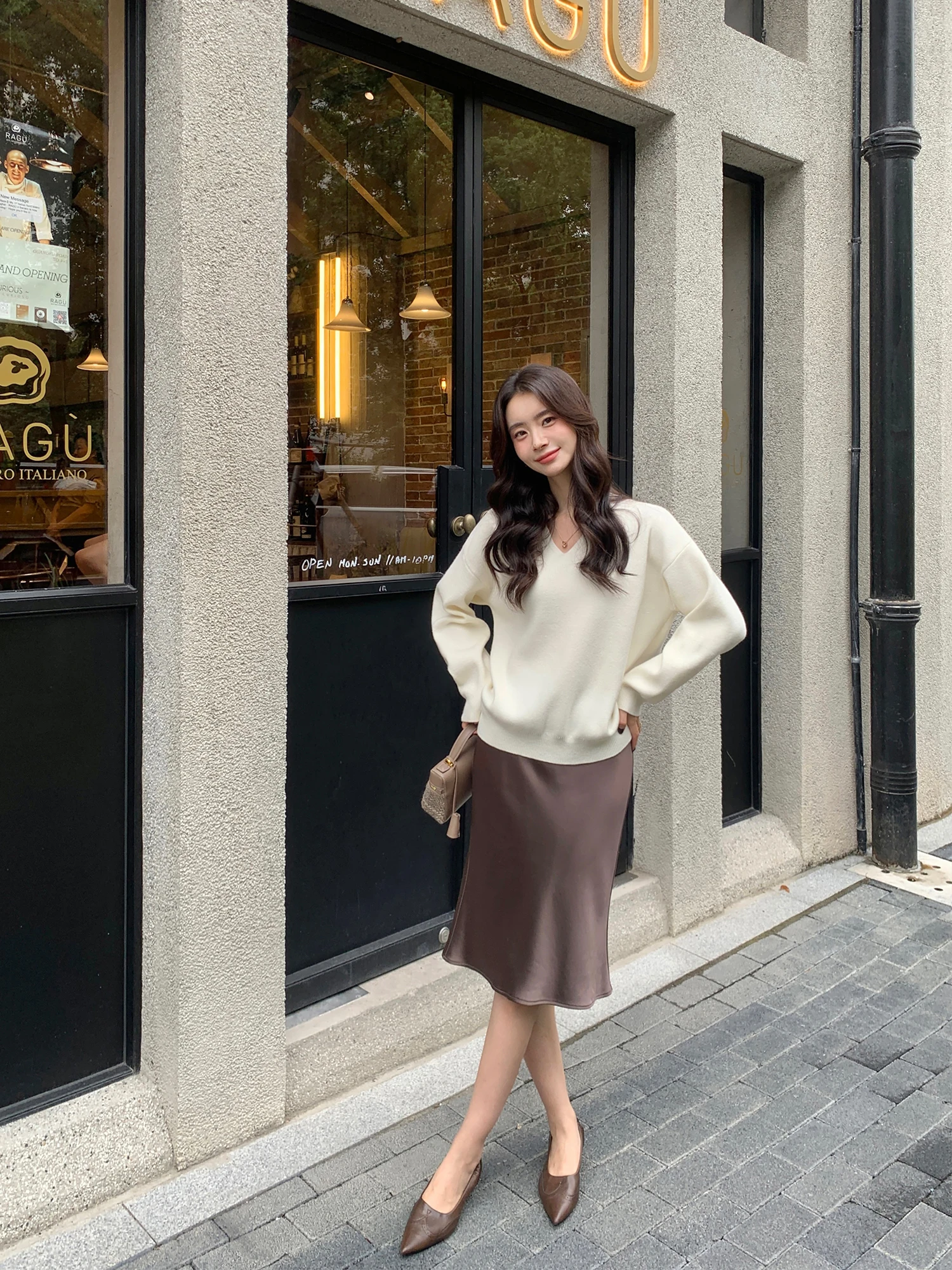 Pusumede Elegant Acetate Satin Fish Tail Skirt Women's Midi Skirt Flowy Draped Glossy Fabric Simple Style Daily Wear