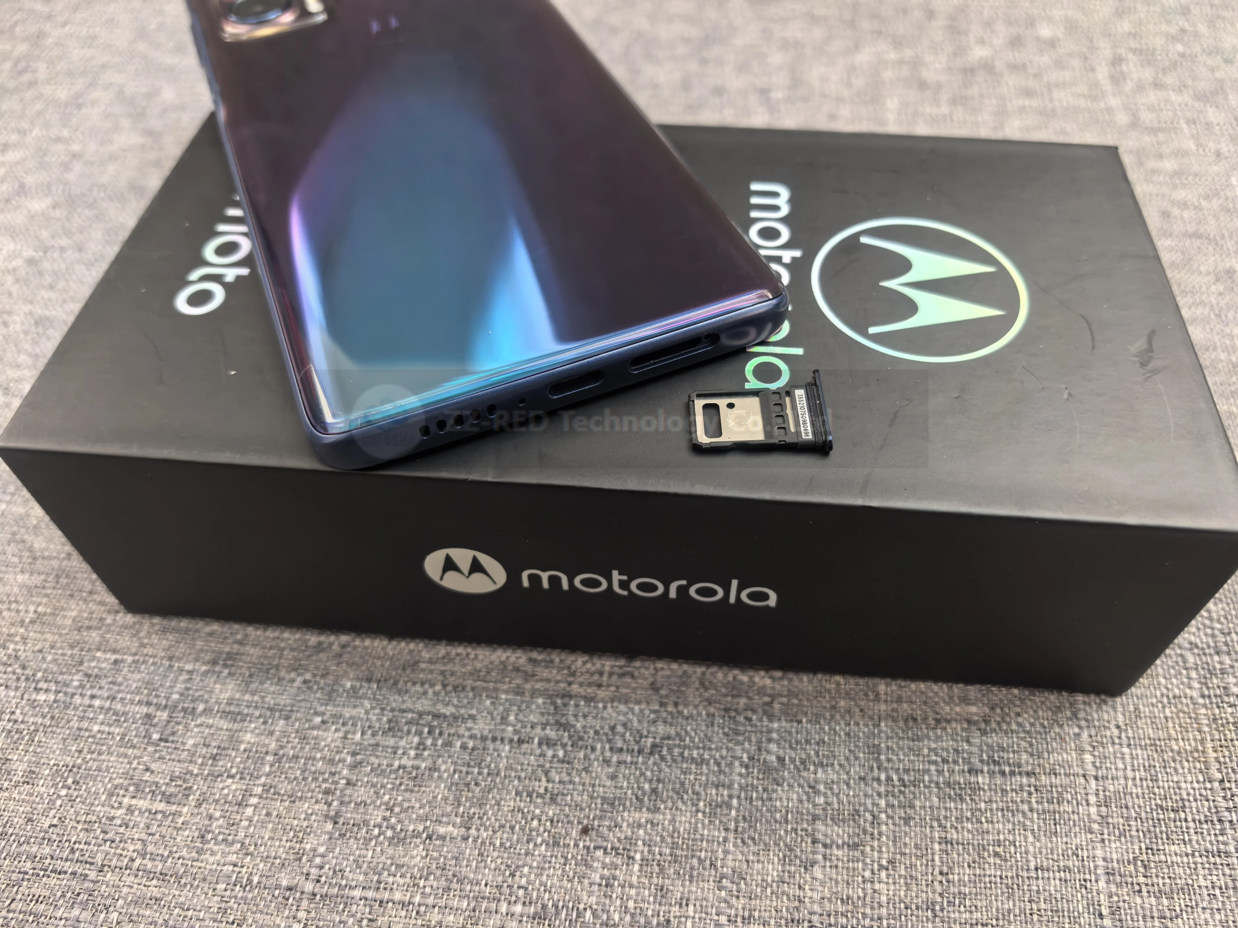 Motorola Edge 2021 6GB 128GB 6.7 5G Phone