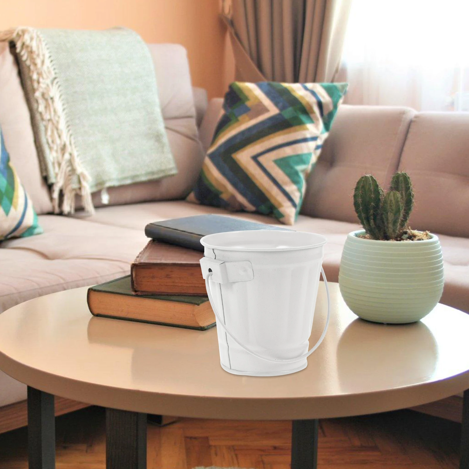 

Iron Flower Pot White Mini Bucket Planter Trash Can Decorative Vase Retro Plant Holder Desk Accessory Flower Arrangement