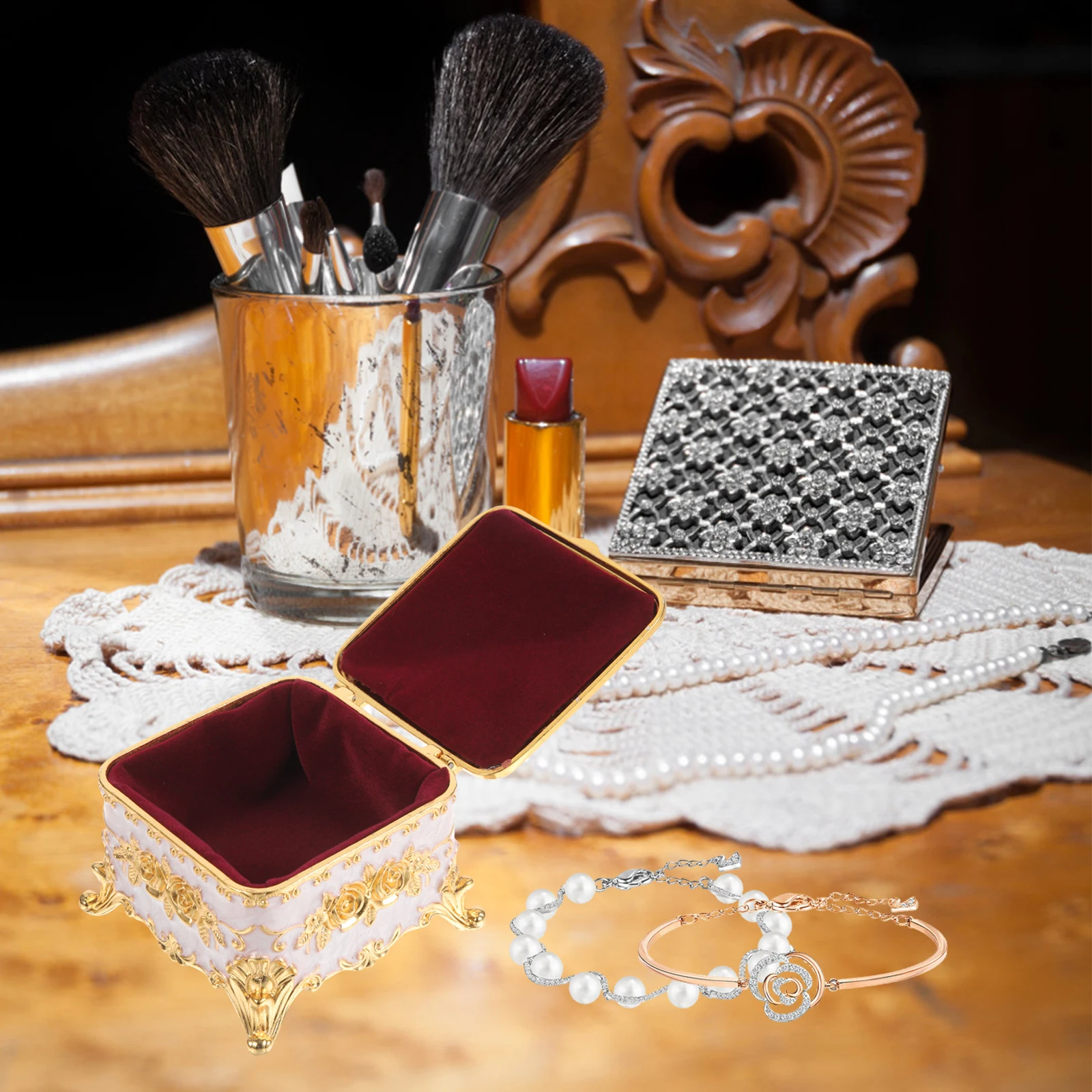 

Прочная шкатулка для драгоценностей из сплава, многофункциональная тисненая конструкция, серьги, ожерелья, браслеты, держатель для хранения, настольный декоративный