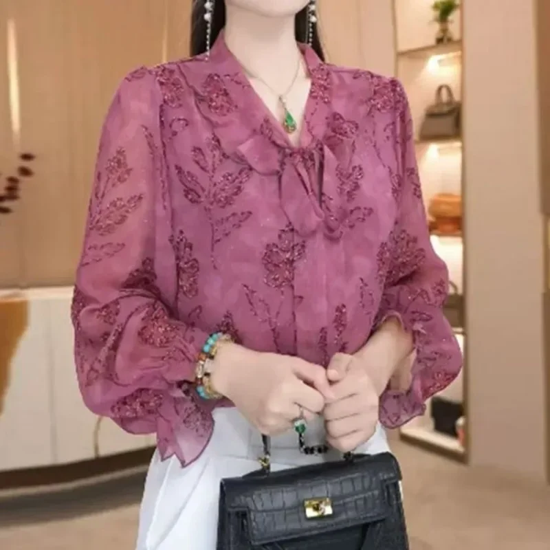 

Fashionable High-end Streamer Shirt for Women in Summer New V-neck Ruffle Shirt Fashionable Printed Top