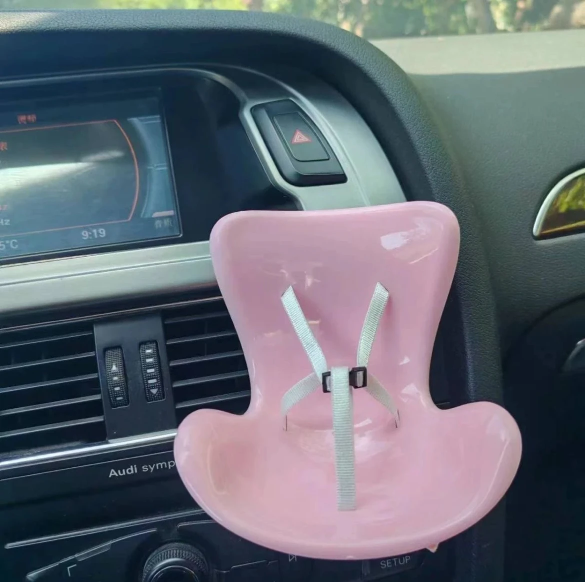 

15-17cm Labubu Doll Car Air Vent Clip - Safety Certified Aromatherapy Diffuser, Premium Car Interior Decor with Outlet Design