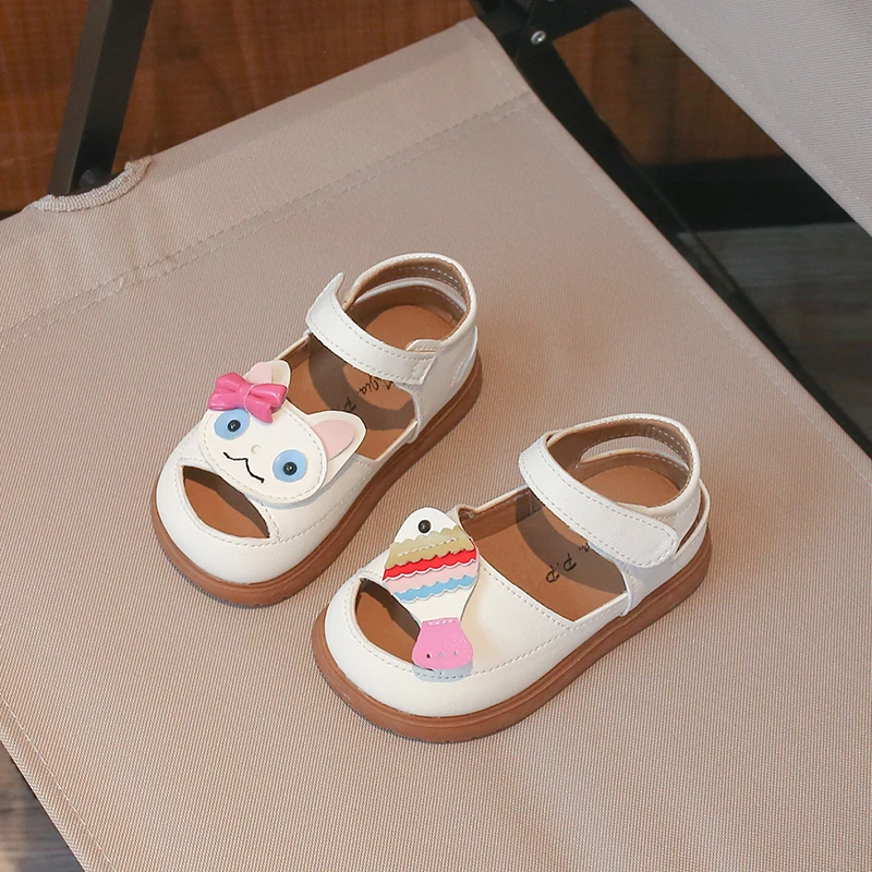 New Summer Kids Sandals For Girls Leather Cuts-out Children Sandals Cute Cat Protect-toe Soft Sole Fashion Toddler Baby Shoes