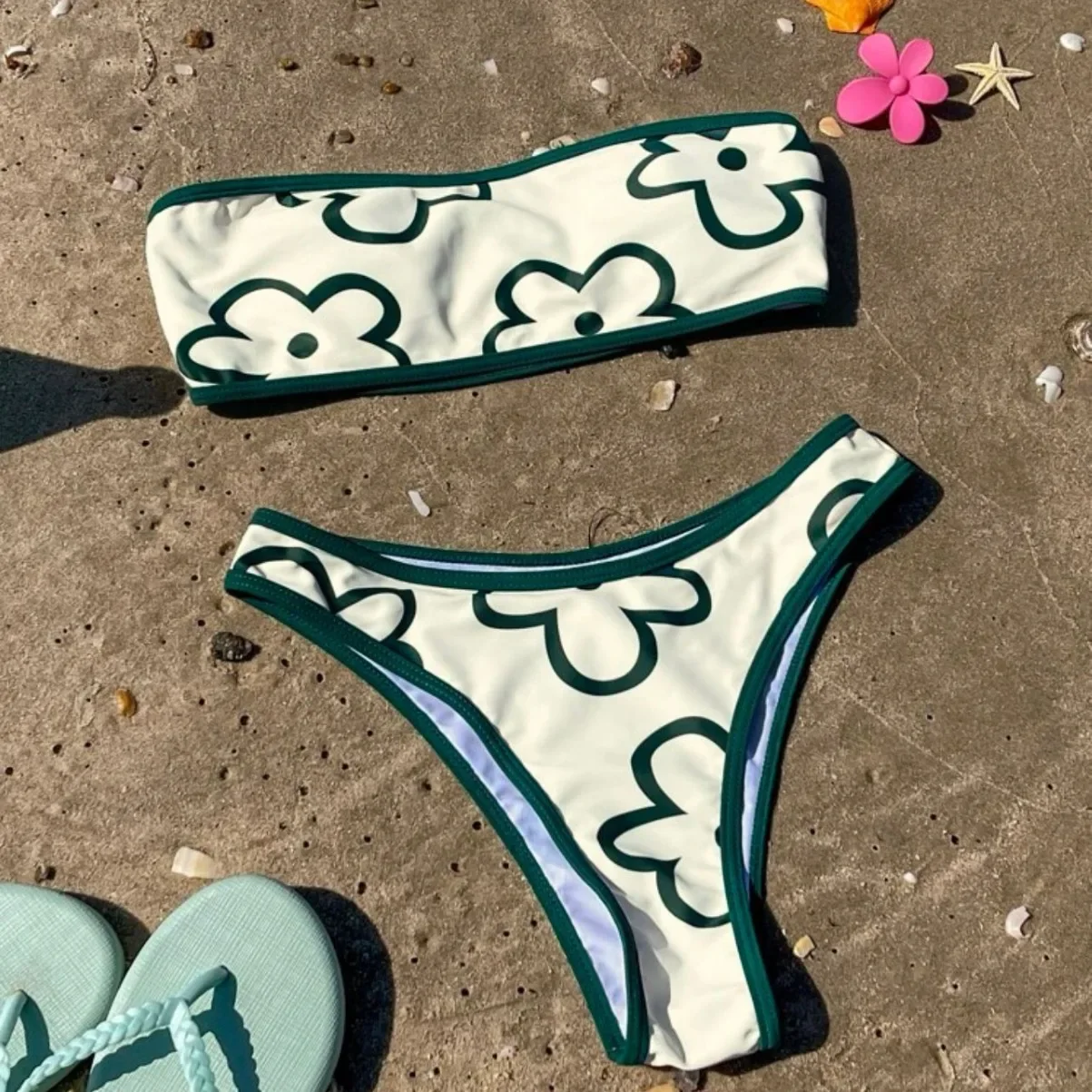 

Новый сексуальный купальник-бикини с разрезом и топом