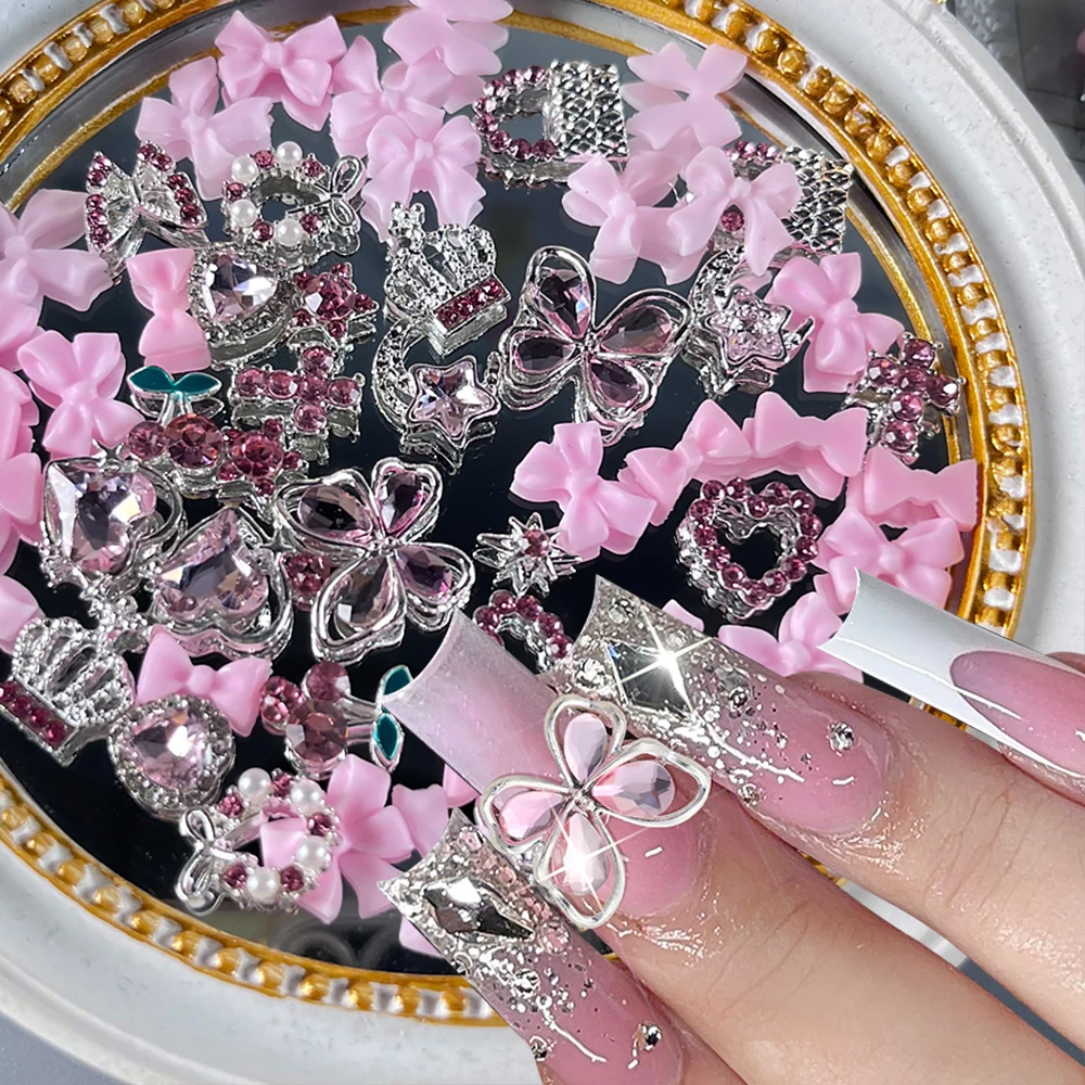50 Uds. De dijes variados para decoración de uñas con forma de mariposa y diamantes de imitación 3D, lujosa aleación de corazón rosa, diamante/corona de cristal/cruz/lazo
