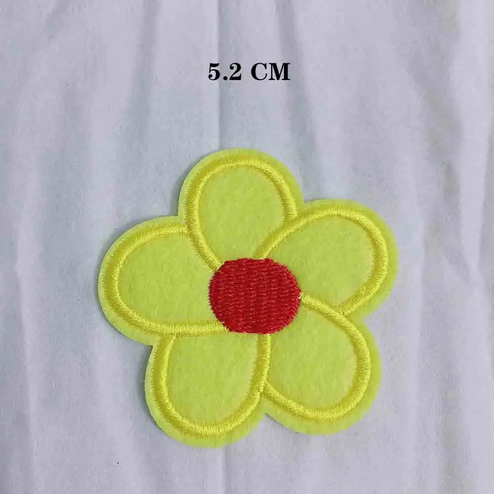 10 Stück bestickte Aufnäher mit fünf Blütenblättern zum Aufnähen für Kinderkleidung, Taschen, DIY-Dekoration, Blau, Grün, Orange, Rosa, Rot, Gelb – Detail 6