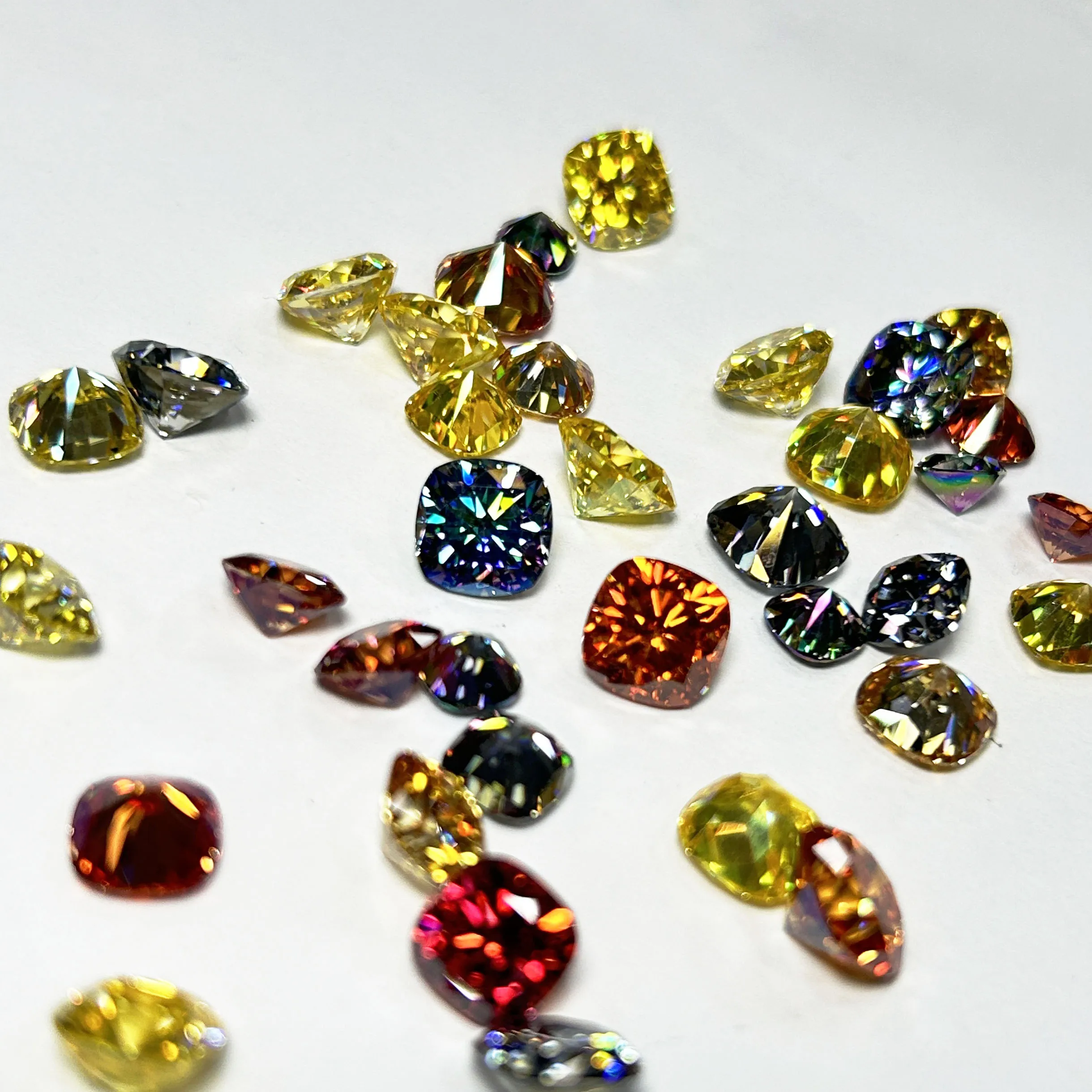 

Муассанит VVS1 Clarity, гранатово-красный, прямоугольной огранки, лабораторно выращенный, для ювелирных изделий, доступен с сертификатом GRA