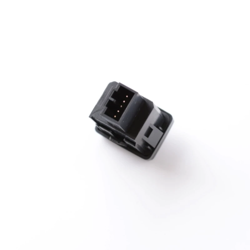 1 Pcs For Honda CIVIC Ciimo Accord FIT Odyssey CRV and Other Models Original Standard 3.5mm AUX IN Connector Auto Accessories