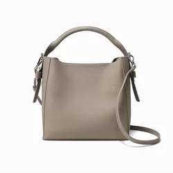 Sac à main en cuir de vachette véritable pour femme, sac à bandoulière polyvalent simple et à la mode, sac E27 pour fille, haute qualité, initié, nouveau, 2024