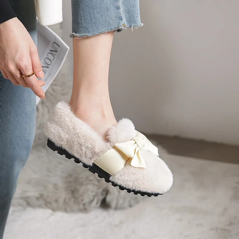Woolen Shoes for Women to Wear Out in Autumn and Winter Thick Soled Cotton Shoes Plush Flats Bean Shoes Lazy Loafers