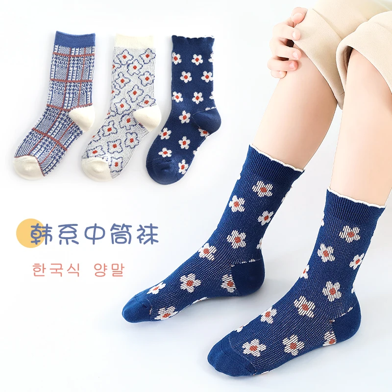 

3pairs/lot Retro kids girls winter autumn socks geometry Embroidery kawaii Navy flower baby kids socks soft cotton warm stocking