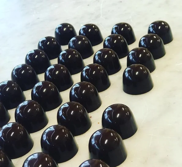 سعر المصنع التجاري ماكينة صنع الشوكولاتة آلة تقسية آلة ذوبان الكاكاو #4