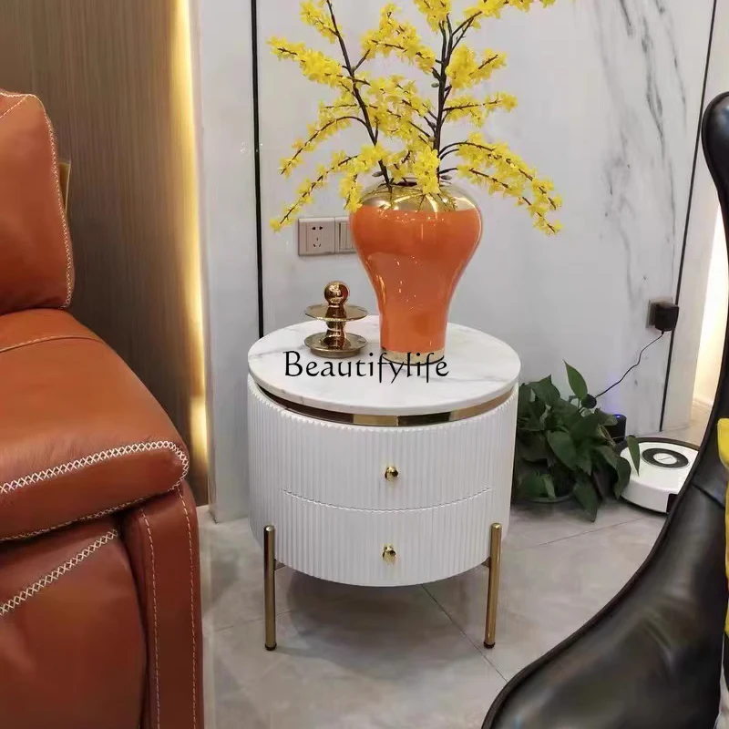 *Kemewahan ringan, kesederhanaan modern, sudut marmer