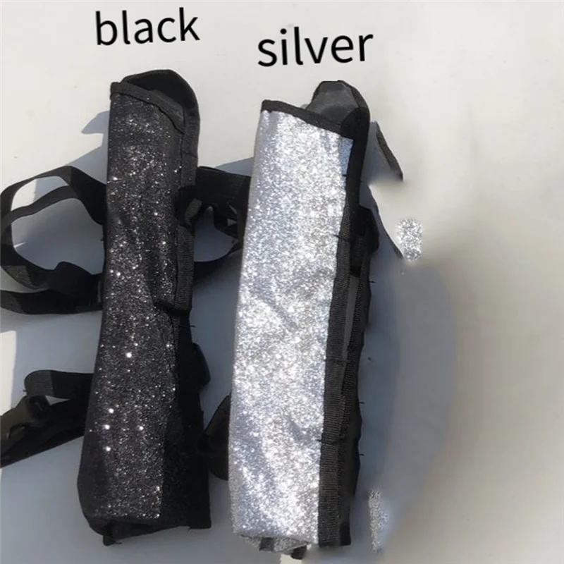 يتم تجهيز مراوح الرقص AS96 بأكمام معلقة وأحذية أرضية ومراوح يدوية ومراوح يدوية قابلة للطي