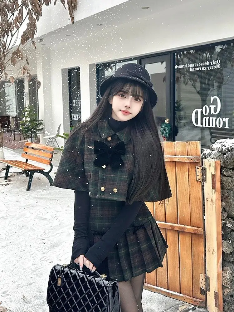 

Japan Cape Shawl Plaid High-End Western Style Jacket Pleated Skirt Suit