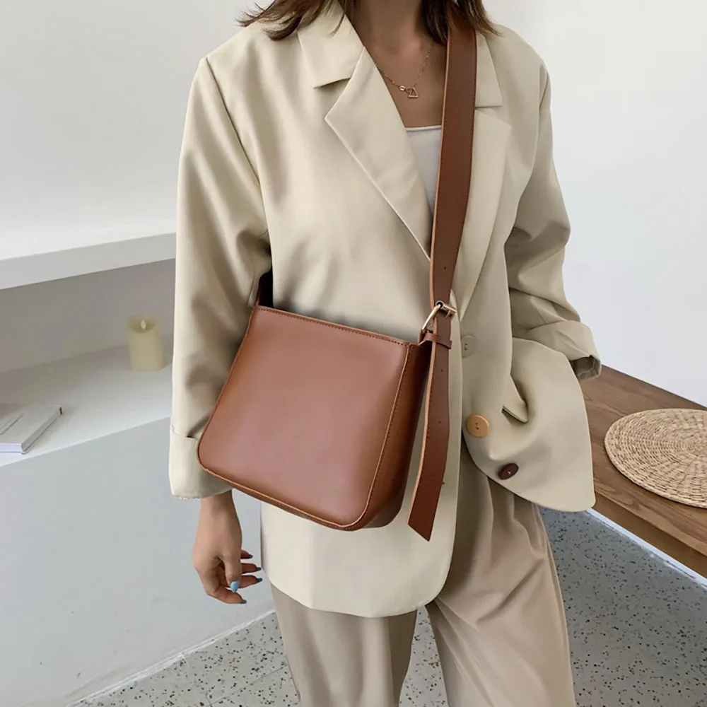 Women Casual Crossbody Bags 2023 New Korean Style College Students Messenger Bag Simple Solid Color Commuter Shoulder Bag