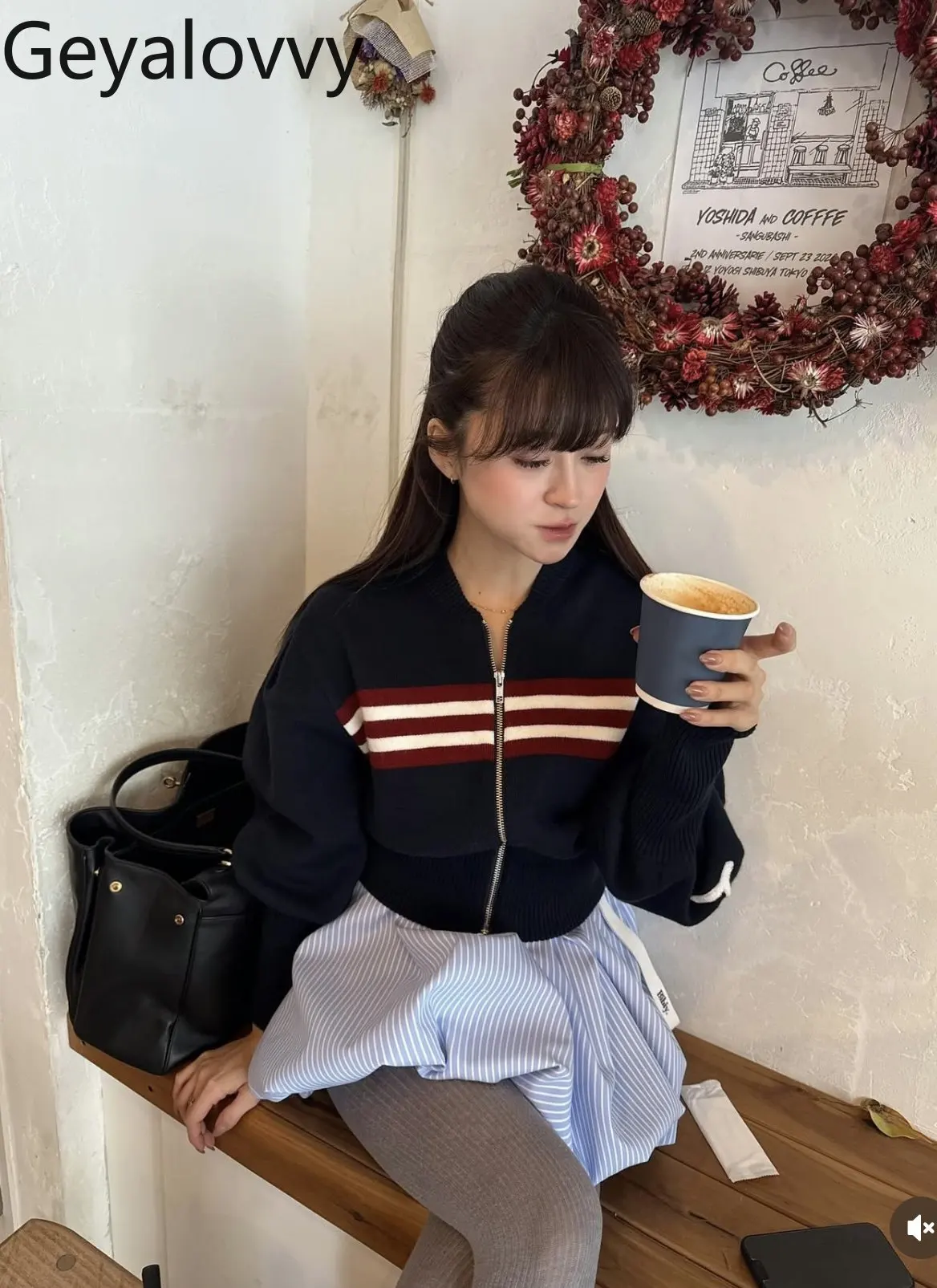 

Новинка 2026 года: Весенний кардиган на молнии в японском и британском стиле для девочек, универсальный, с длинным рукавом, приталенный, укороченный свитер-жакет