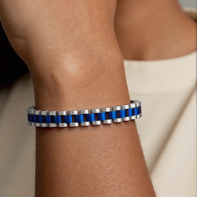 Thumbnail 2 - #7 Cheapest Gold-Plated Bracelets Deals You Can Get