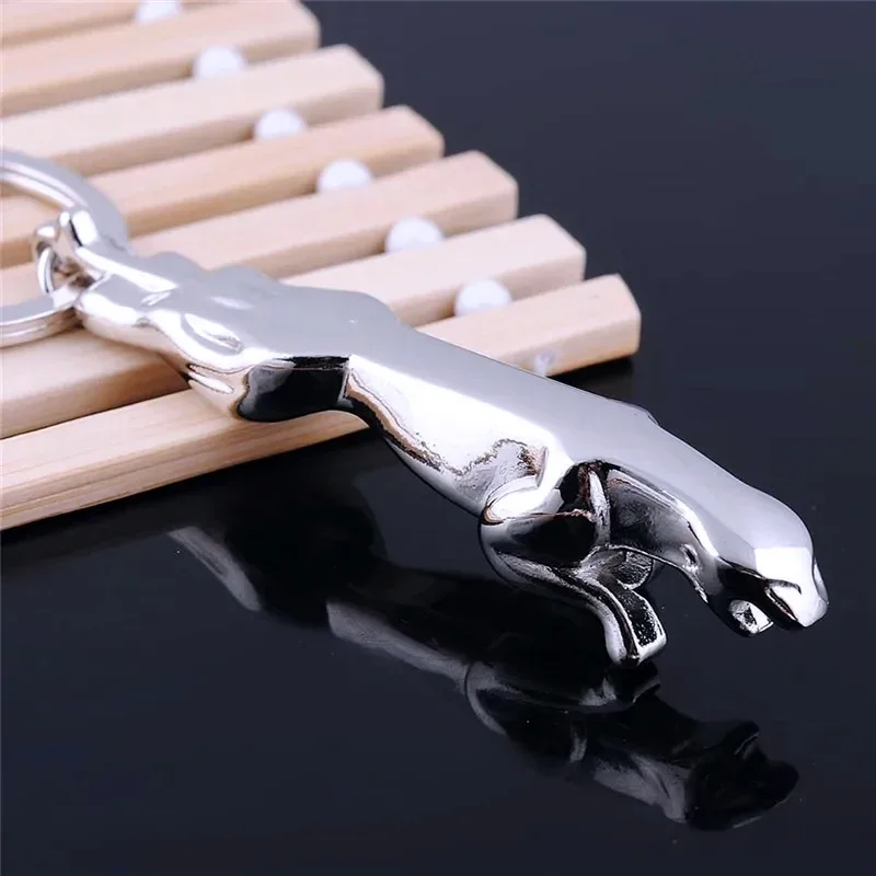 1PCS New Metals Silver Stainless Steel Jaguar Car Keychain Creative Leopard Keyrings Bag Key Chains Auto Decorative Accessories