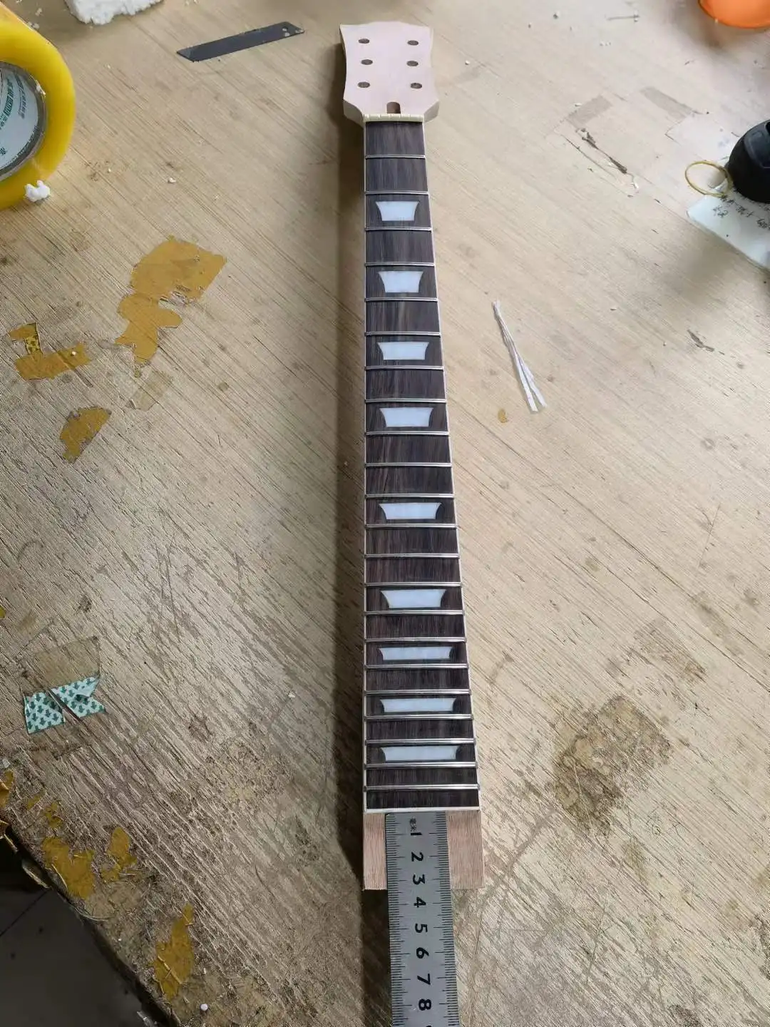 1pcs unfinished electric Guitar neck  mahogany made 22 fret 24.75 inch set in heel width 56mm 42 mm nut