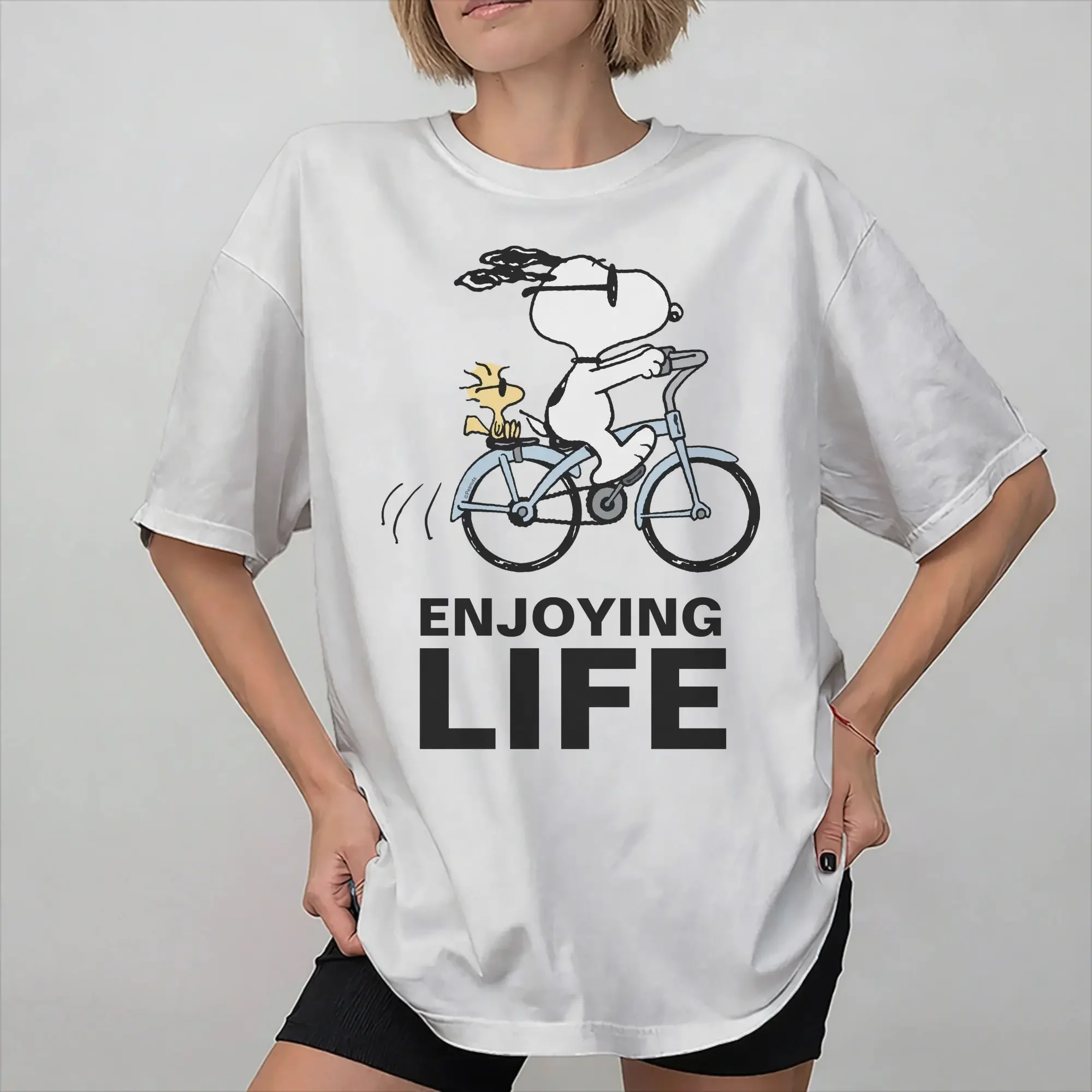 Grafikdruck, Snoopy-Cartoon-Hund-Motiv, T-Shirt für Damen, Herren und Kinder, aus reiner Baumwolle, kurzärmeliges Kleidungsstück. – Detail 7