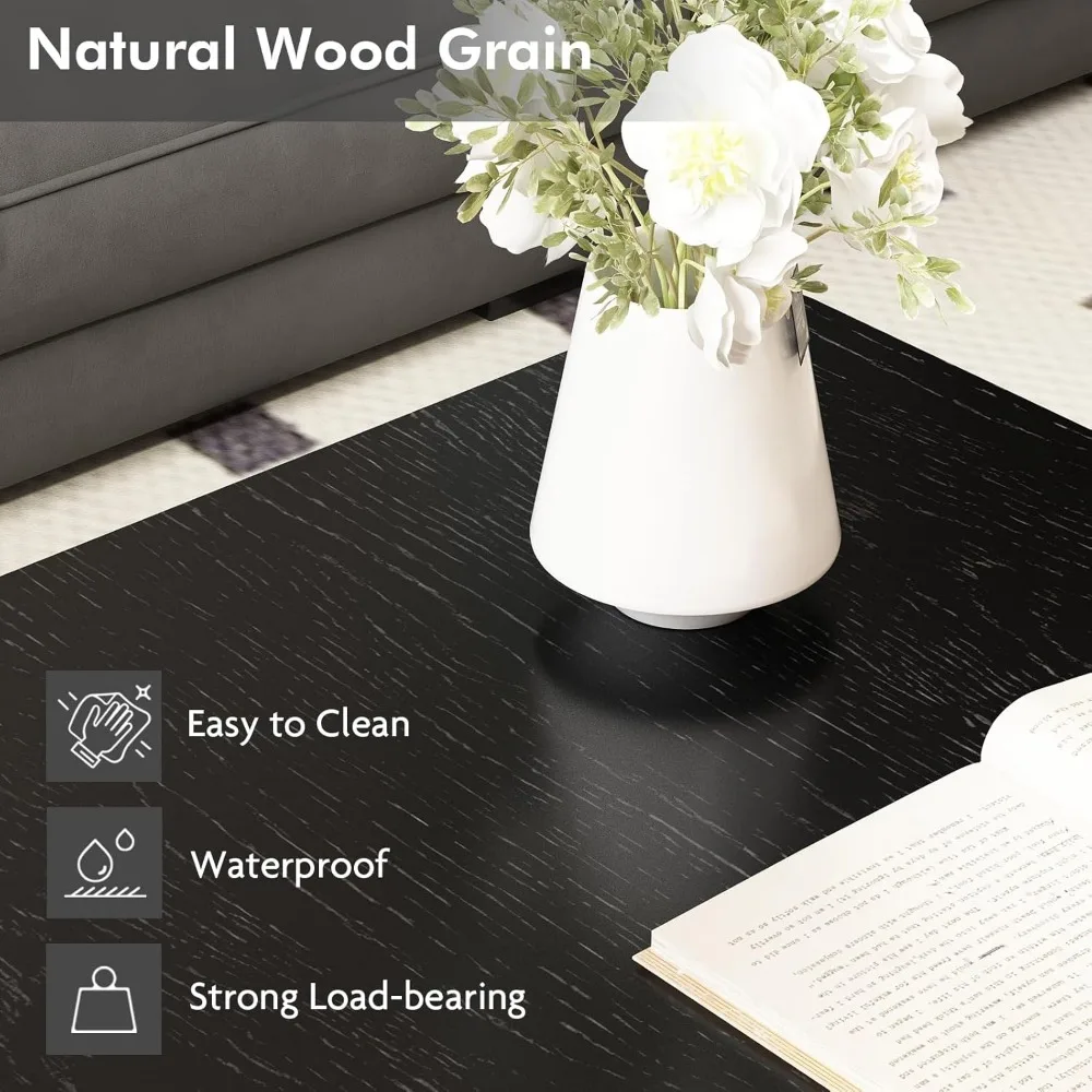 Duży kwadratowy stolik kawowy z radełkowanymi nogami, miejscem do przechowywania, blatem z litego drewna oklejonego, w stylu mid-century modern.