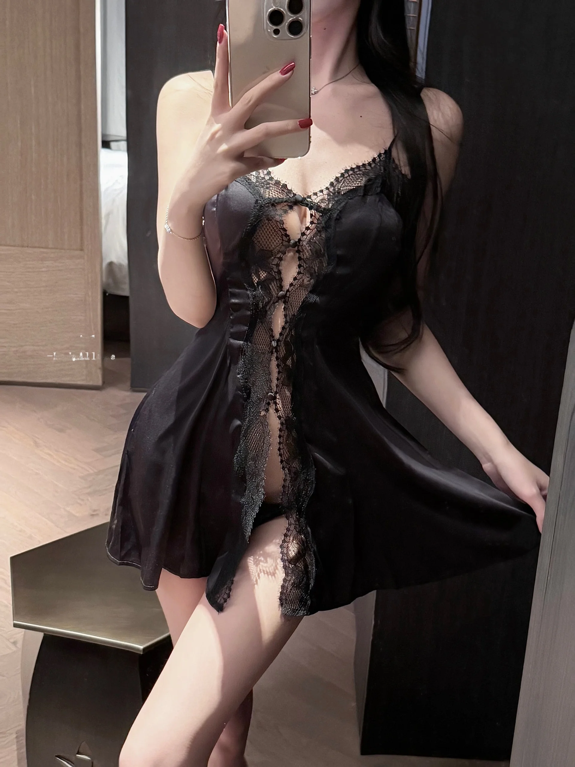 セクシーな純粋な欲望レースのネグリジェ女性のミッドスリーブ-v-ネックアイスシルクパジャマカジュアルホームレジャー夏薄い生地