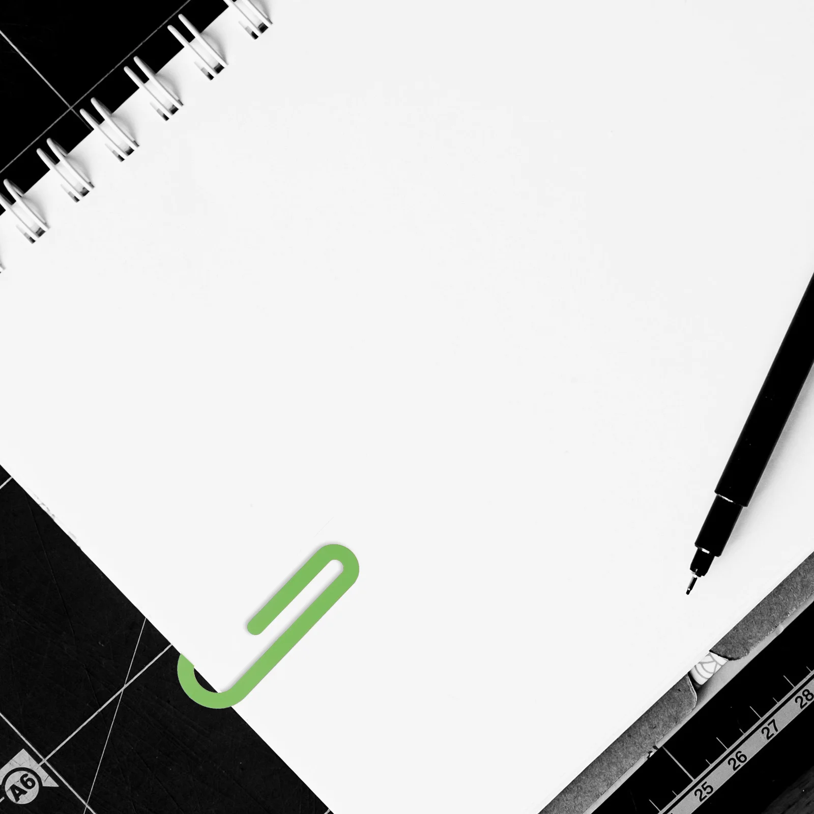 5Pcs Metal Paper Clips Creative Shaped Small Paperclips for Office Documents Bookmarks Decorative Clips Hand Paper Clip