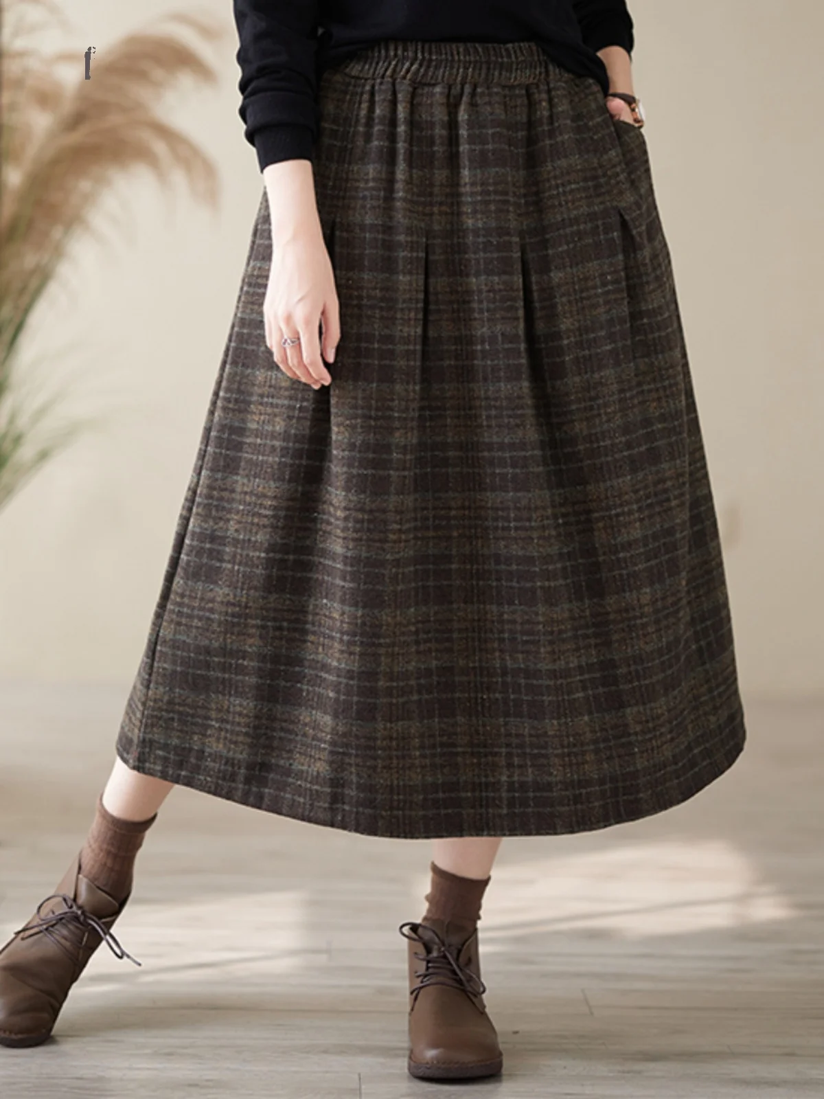 Retro Heavyweight Woven Plaid Half Skirt Women's Winter Elastic Waist Slimming Midi Length Woolen Pleated A-Line Skirt