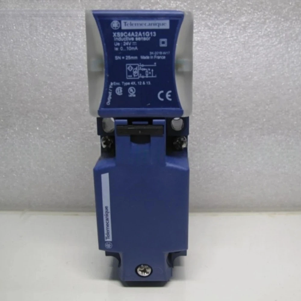 Brand New And Original XS9C4A2A2G13 Inductive Proximity Switch Sensor In-Stock Encoders