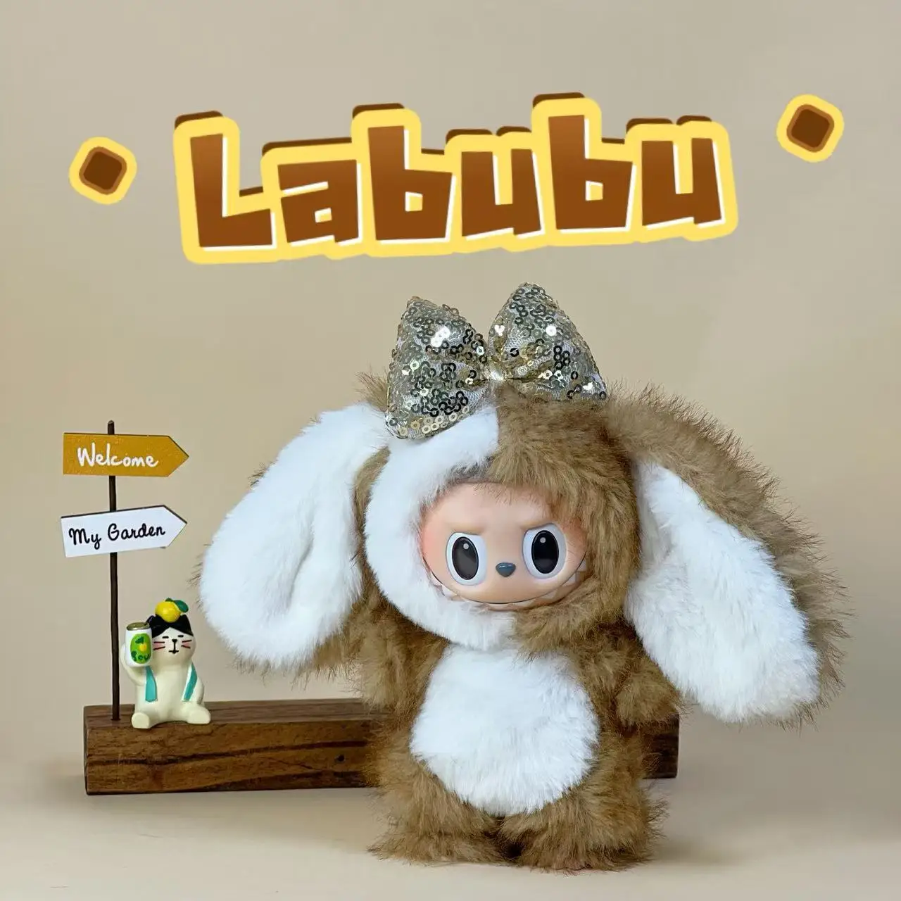 فقط الملابس مناسبة لفساتين Labubu المختلفة ذات الطابع القطيفة والأقواس لإظهار جو لطيف