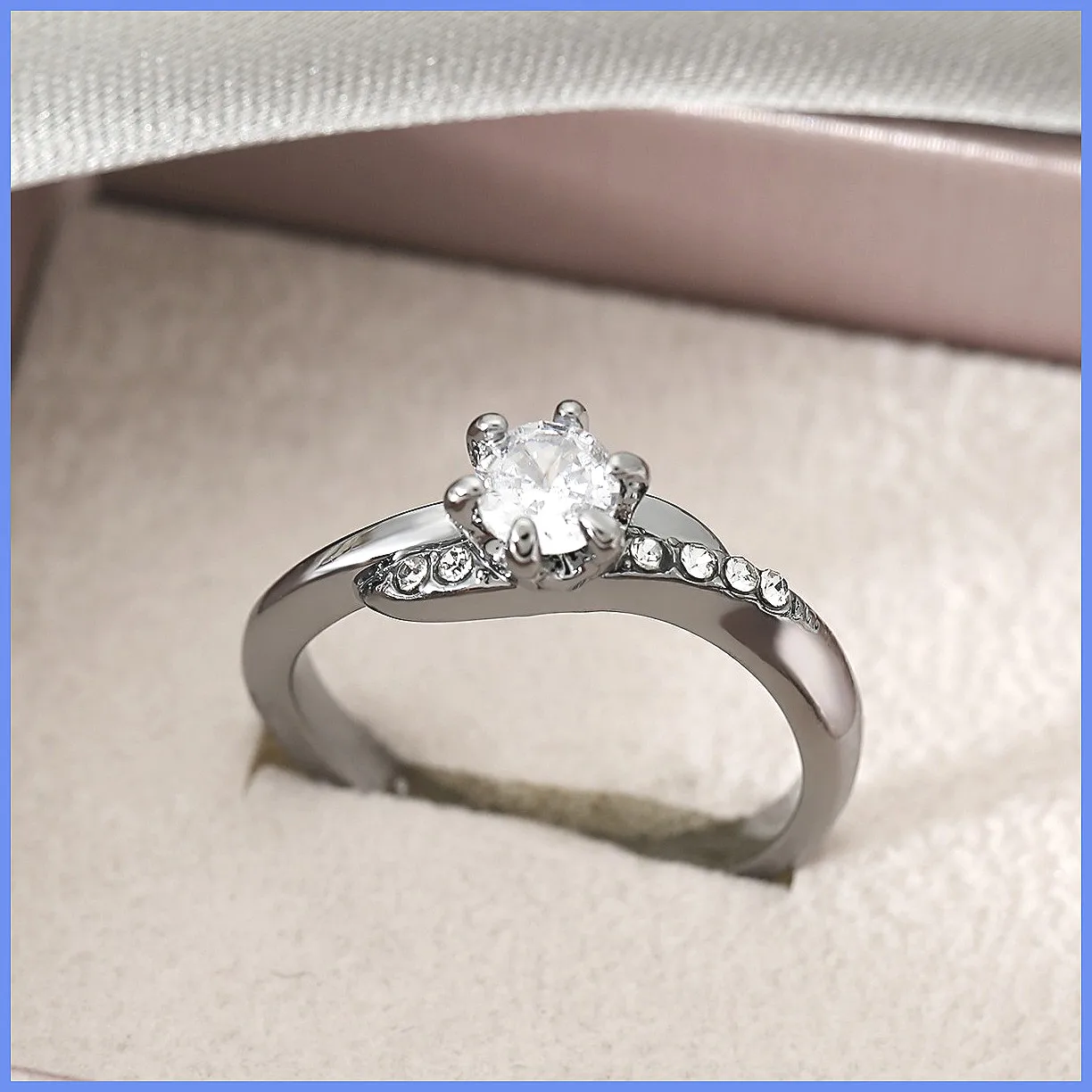 Ins Style 5-Claw Moissanite Ring, Simple & Elegant Couple Gift, Fashionable & Versatile Wedding Band