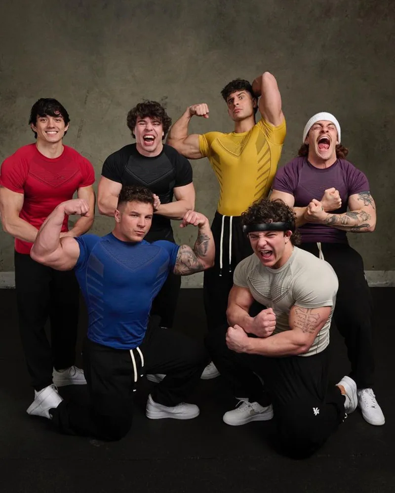 New Fitness Clothes Coach Sports T Shirt Muscle Tights Men High Elastic Training Clothes Short Sleeve Fitness Clothes Casual