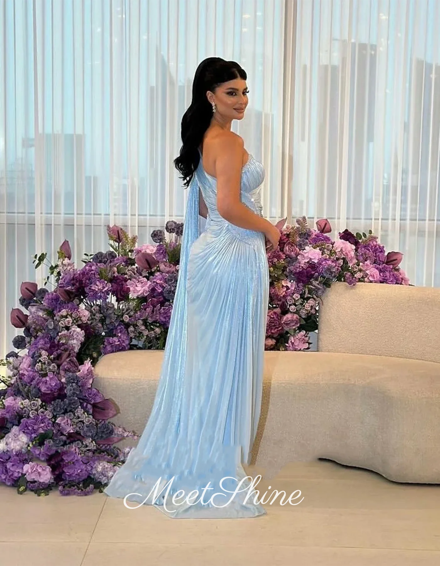 セクシーなスカイブルーワンショルダーマーメイドプロムドレスモダンプリーツケープスリーブイブニングドレスフォーマルオケージョンドレスカスタマイズ